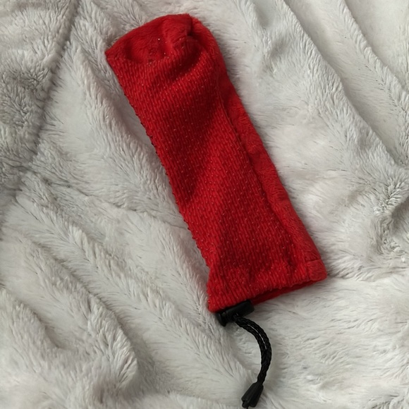 Sesame Street Elmo Wii Remote cover - Picture 5 of 5